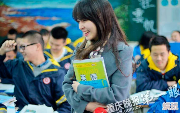 在校园中遇见插美女老师：一段充满惊喜与成长的奇妙旅程