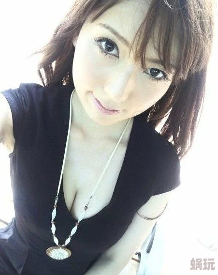 波多野结衣电车痴汉，真是让人感到无奈，这种行为应该受到谴责和制止