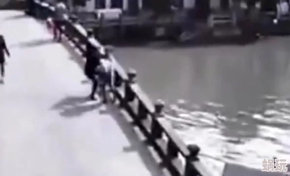 男人扎爽进女人j羞羞漫画惊爆全网热议情节引发讨论网友纷纷分享看法剧情反转让人意想不到