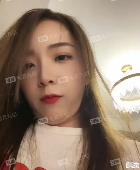 我和妽妽的两天一夜惊爆内幕：意外发现她隐藏的秘密，竟然改变了我们之间的关系，让人震惊不已！