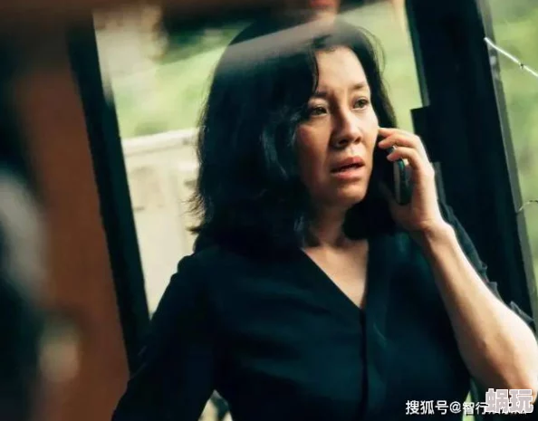 嫩草欧美曰韩国产大片网友认为这类影片在视觉和情感上都很吸引人，但也有人觉得内容重复缺乏新意