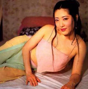 日本一级毛片潘金莲展现了女性的坚韧与勇气通过角色塑造传递积极向上的生活态度激励更多人追求梦想与自我价值