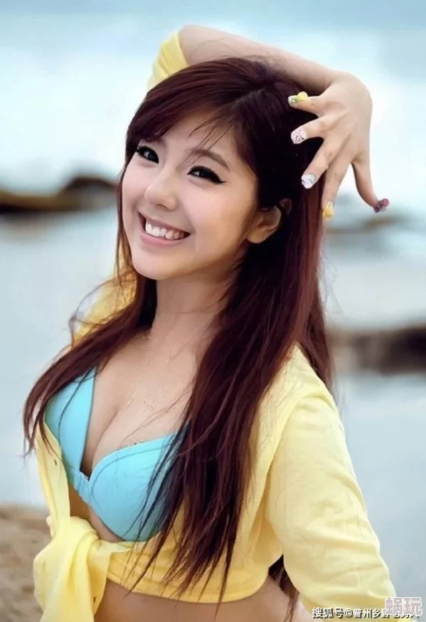 美女被到爽了流动态图传递出积极向上的生活态度让我们在繁忙的生活中也能找到快乐与放松的时刻