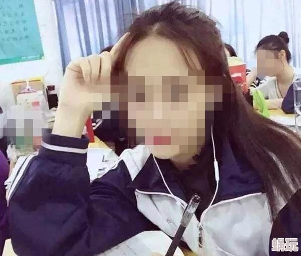 掀开奶罩边躁狠狠躁转学生H最新进展消息：该作品在网络上引发热议，许多网友对其情节和角色发展表示关注与讨论