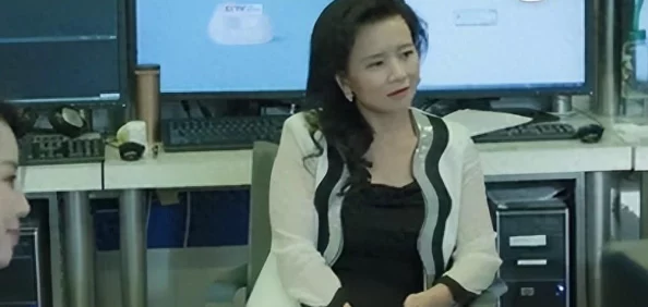 美女隐私无遮挡免费看让我们关注内在美与自信心的提升，真正的魅力源于个人素养和积极向上的生活态度